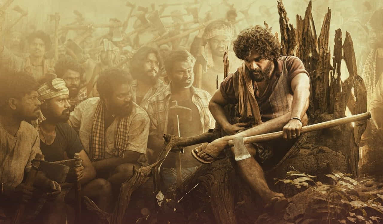 చాలా రోజులుగా సైలెంట్గా ఉన్న పుష్పరాజ్ టీమ్ కూడా న్యూ ఇయర్కు అభిమానులను ఖుషీ చేయాలని ఫిక్స్ అయ్యింది. న్యూ ఇయర్ కానుకగా పుష్ప 2 నుంచి అప్డేట్ ప్లాన్ చేస్తున్నారు మేకర్స్.