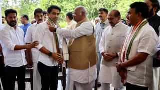 Revanth Reddy: రేవంత్ రెడ్డి సొంతూళ్లో అంబరాన్నంటిన సంబరాలు.. కాంగ్రెస్ శ్రేణుల్లో సరికొత్త జోష్..