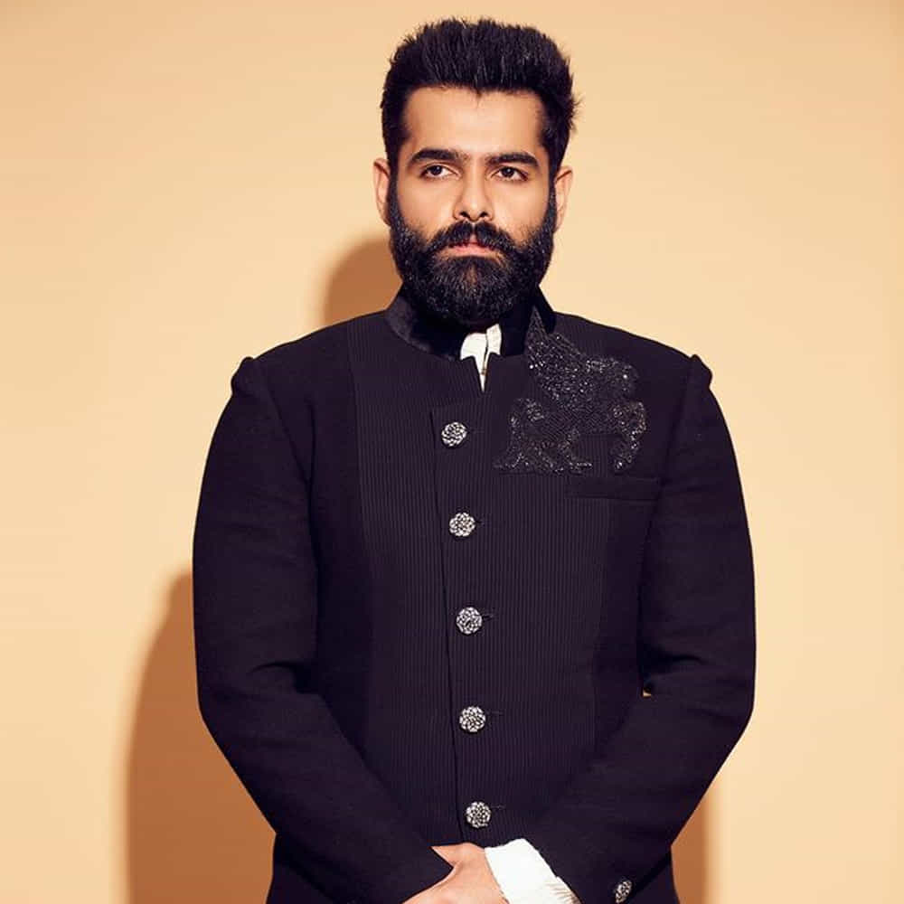 స్కందతో రామ్కూ షాక్ తప్పలేదు.. అందుకే డబుల్ ఇస్మార్ట్తో భారీ హిట్పై కన్నేసారు. శర్వానంద్ సైతం చాన్నాళ్లుగా బ్లాక్బస్టర్ బాడీ పడిపోయారు. మరి ఈ మిడిల్ ఆర్డర్ ఎప్పటికి ఫామ్లోకి వస్తుందో..?