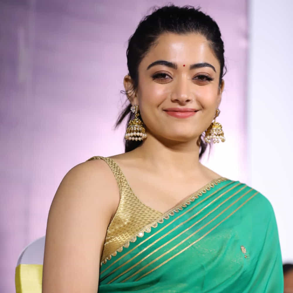 ఎప్పటి నుంచో హిందీలో ప్రూవ్ చేసుకోవాలని అనుకున్నారు రష్మిక మందన్న. ఆ అవకాశం ఆమెకు యానిమల్ సినిమా ఇచ్చింది. అంత వయొలెంట్గా ఉన్న కేరక్టర్ల మధ్య అందరినీ కూల్ చేసే గీతాంజలి కేరక్టర్లో అద్భుతంగా మెప్పించారు రష్మిక. 2023 తన కెరీర్లో ది బెస్ట్ అంటున్నారు నేషనల్ క్రష్.