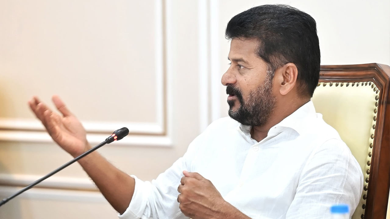 Revanth Reddy: సీఎం క్యాంపు కార్యాలయం ఎక్కడో క్లారిటీ ఇచ్చిన రేవంత్ రెడ్డి.. చిట్‌చాట్‌లో ఏమన్నారో తెలుసా..?