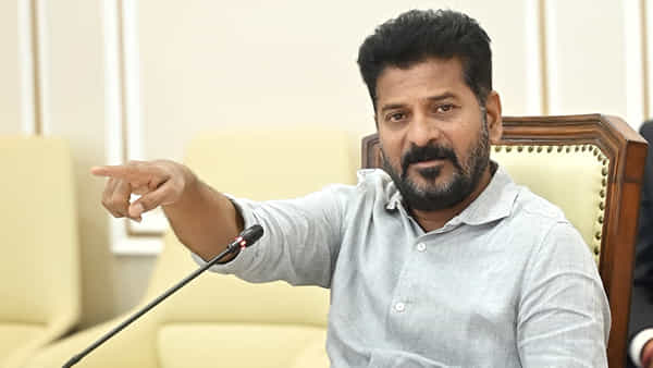Telangana Govt: ‘లీకులు’ చేస్తున్నదెవరు..? వారిపై రేవంత్ సర్కార్ నిఘా.. త్వరలోనే..