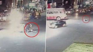 ఆత్మస్థైర్యం ఉండాలేగానీ.. ఏదైనా సాధ్యం..! పుట్టుకతోనే చేతులు లేని యువతికి డ్రైవింగ్‌ లైసెన్స్‌..