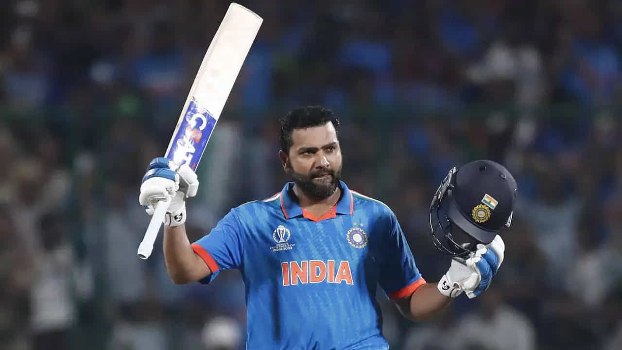 ఇక్కడ రోహిత్ శర్మ మూడో స్థానంలో ఉన్నాడు. ఈ ఏడాది భారత జట్టు తరపున 34 మ్యాచ్లు ఆడిన అతను 51.28 బ్యాటింగ్ సగటుతో మొత్తం 1795 పరుగులు చేశాడు.