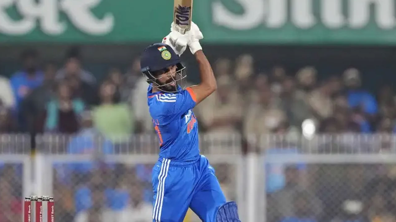 IND vs AUS 4th T20I: టీ20 క్రికెట్లో మరో మైలురాయి చేరిన రుతురాజ్.. కేఎల్ రాహుల్ రికార్డ్ బ్రేక్..