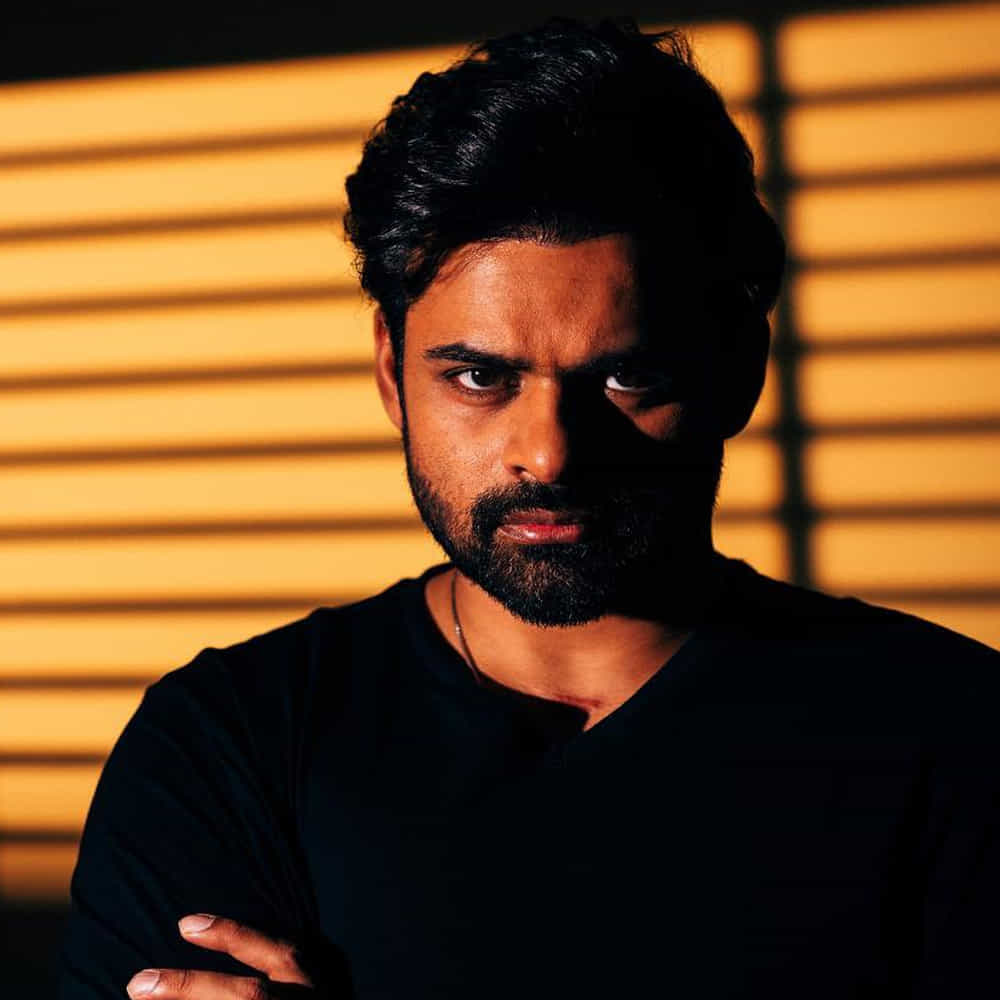 ఫ్లాపులొస్తే తట్టుకుని నిలబడటం పెద్ద కష్టమేం కాదు. కానీ ప్రాణాల మీదకు వచ్చాక తట్టుకుని నిలబడటం.. మళ్లీ హిట్ కొట్టడం మాత్రం చిన్న విషయం కాదు. కానీ దాన్ని చేసి చూపించారు సాయి ధరమ్ తేజ్. యాక్సిడెంట్ తర్వాత ఈయన కెరీర్లో జోరు మరింత పెరిగింది. వరసగా సినిమాలు సైన్ చేస్తున్నారు మెగా మేనల్లుడు. మరి తేజ్ చేస్తున్న ఆ సినిమాలేంటి..?