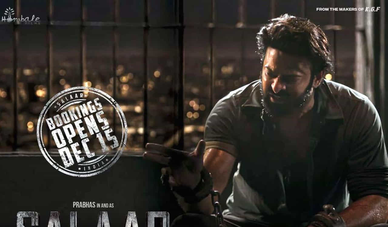 తాజాగా మరోసారి సలార్కు ఈ రికార్డ్ బిజినెస్ జరుగుతుంది. సాహో, రాధే శ్యామ్, ఆదిపురుష్ నిరాశ పరిచినా.. సలార్కు సైతం తెలుగులోనే 200 కోట్ల వరకు ఆఫర్ వస్తుంది. డిసెంబర్ 22న విడుదల కానుంది ఈ చిత్రం. మరి రాజమౌళికి మాత్రమే సాధ్యమైన 100 కోట్ల కలెక్షన్స్ను ప్రభాస్ బ్రేక్ చేస్తారా లేదంటే పుష్ప 2 వచ్చేవరకు వేచి చూడాలా అనేది చూడాలిక.