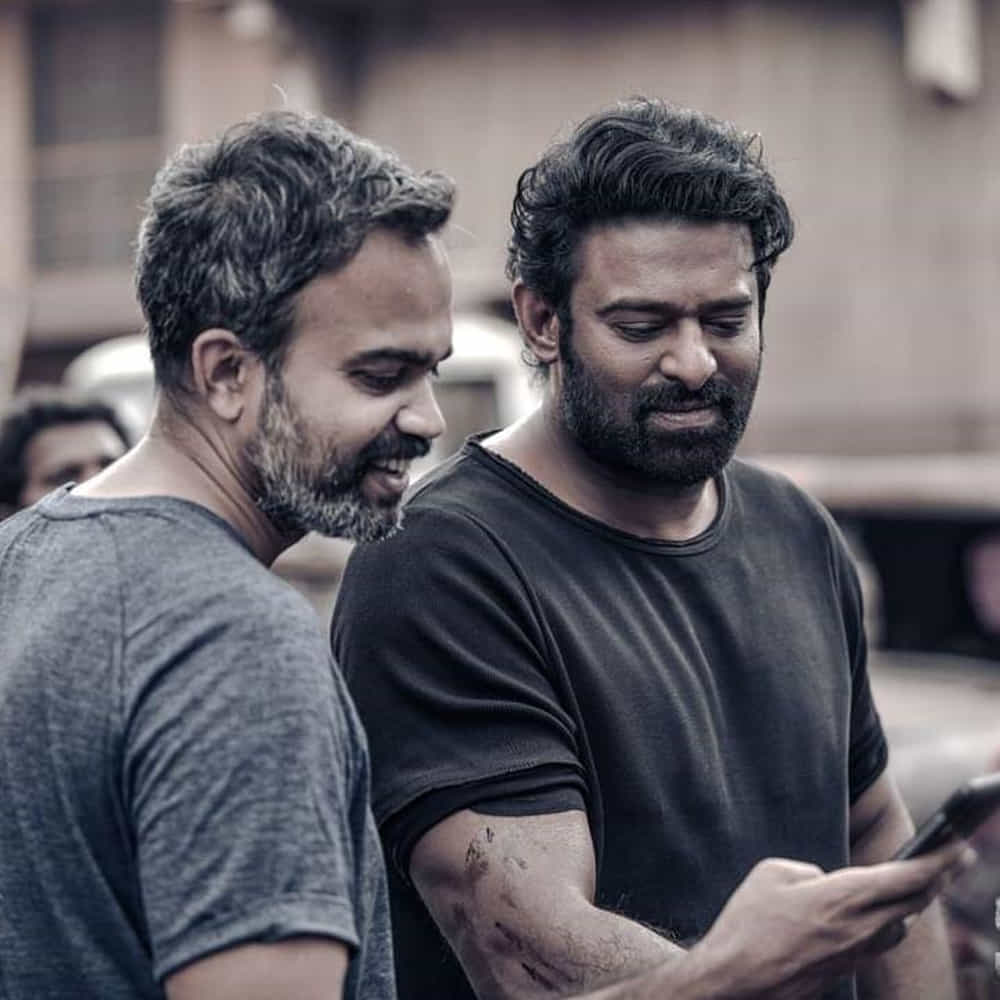 వందలు దాటి, వేల కోట్లను దండుకోవడానికి మేం రెడీ అయిపోతున్నాం అంటూ మేకర్స్ డబుల్ జోష్తో వెయిట్ చేస్తున్న మూవీ సలార్. సలార్ సీజ్ ఫైర్ ఒన్కి సంబంధించి ఈ హైప్ అంతా. మరి రెండో పార్టు సంగతేంటి.? కేజీయఫ్ సినిమాకు సంబంధించి పార్ట్ ఒన్కీ, పార్ట్ టూకీ స్కోప్ లేదు కానీ..,