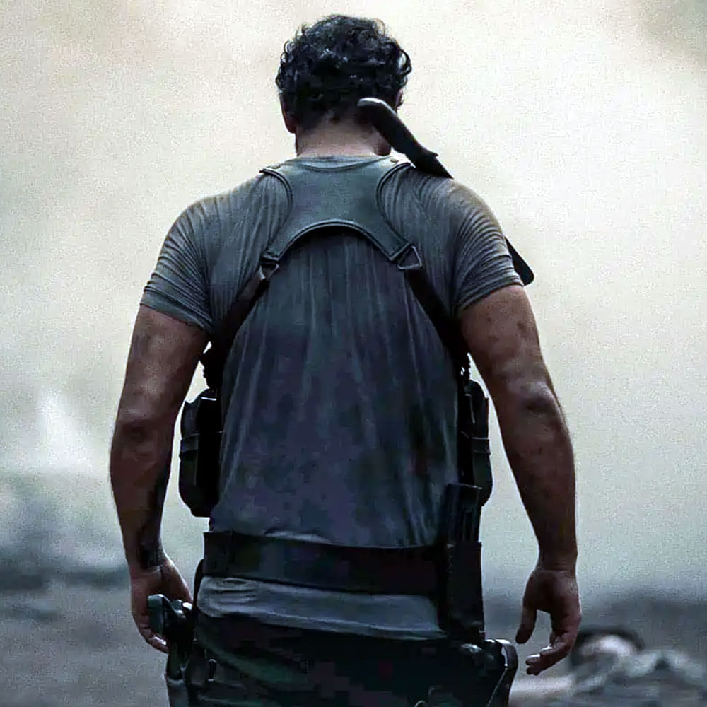 సలార్ విషయంలో సాలిడ్గా రెండు సినిమాలకు తగ్గ ఆరు గంటల కథ నా దగ్గరుంది. ఎప్పటి నుంచో రాసుకున్న కథ అంటూ సెకండ్ పార్టు మీద అంచనాలు పెంచేశారు ప్రశాంత్ నీల్.... అక్కడిదాకా ఎంజాయ్ చేసిన డార్లింగ్ ఫ్యాన్స్... ఆ తర్వాత మాత్రం బ్రేకులేసినట్టు ఆగారు.