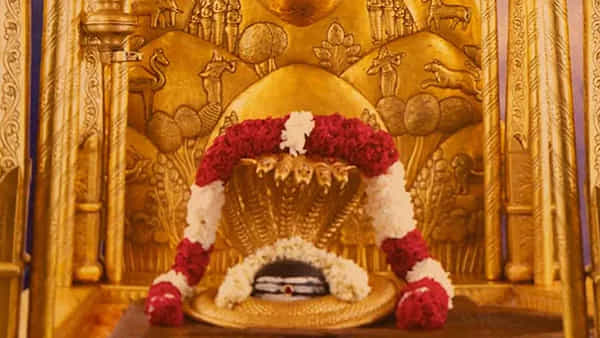 Srisailam: కొత్త ఏడాదిలో మల్లన్నకు ప్రాత:కాల సేవలు మొదలు.. టికెట్ ధర నిర్ణయం.. పూర్తి వివరాల్లోకి వెళ్తే..