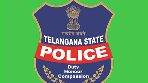 Police Commissioner: త్వరలో ఆ ఇద్దరు కీలక కమిషనర్లకు స్థానచలనం.. అసలు కారణం ఇదే..!