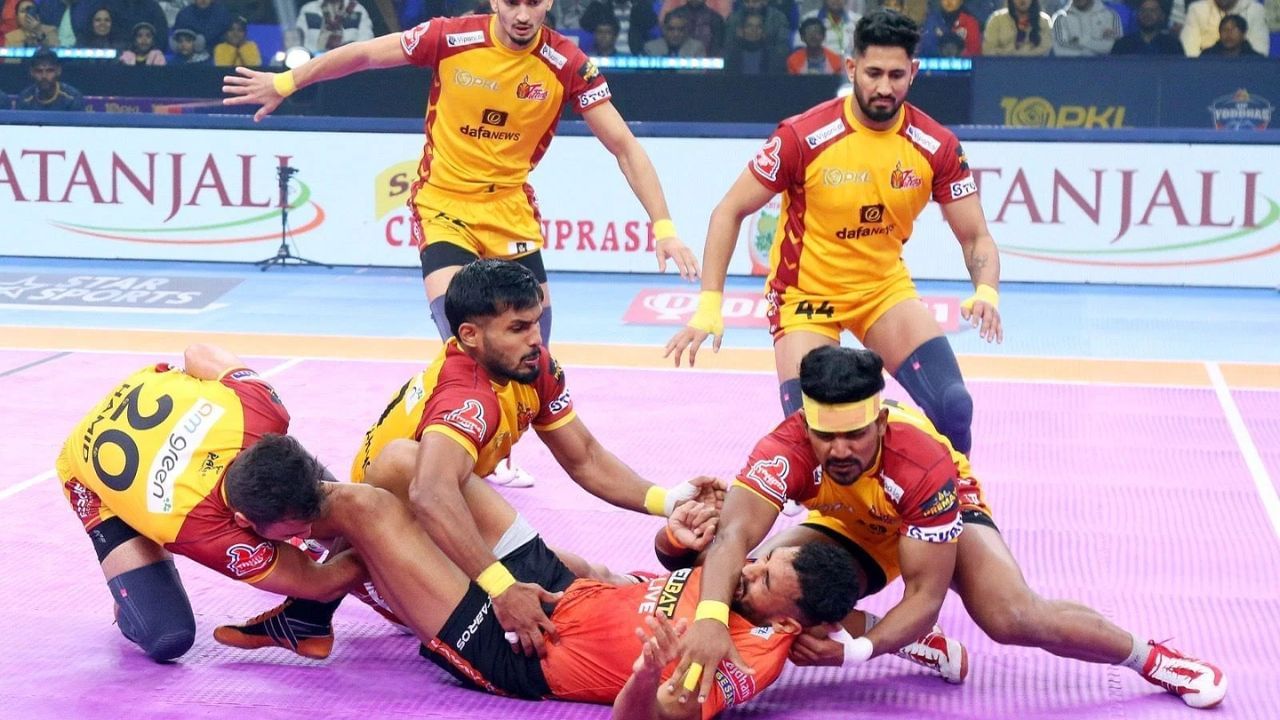 Pro Kabaddi 2023: కెప్టెన్ సేవలు కోల్పోయిన తెలుగు టైటాన్స్.. కట్‌చేస్తే.. మాజీ ఛాంపియన్ దెబ్బకు ఘోర పరాజయం..