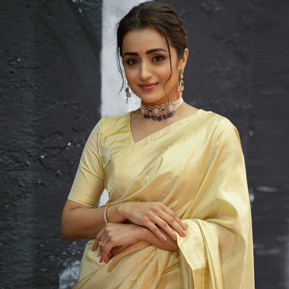 పొన్నియిన్ సెల్వన్ సక్సెస్ తరువాత విజయ్, లోకేష్ కాంబినేషన్లో తెరకెక్కిన లియో సినిమాతో ఆడియన్స్ ముందుకు వచ్చారు. ఆ సినిమా కూడా సూపర్ హిట్ కావటంతో మరోసారి ఈ చెన్నై చంద్రం పేరు సౌత్ సర్కిల్స్లో ట్రెండింగ్లోకి వచ్చేసింది అదే స్థాయిలో ఆఫర్స్ కూడా క్యూ కట్టాయి.
