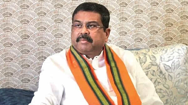 Dharmendra Pradhan: అయోధ్య రామ మందిరంపై స్పందించిన కేంద్ర మంత్రి.. ఇండియా కూటమిపై కీలక వ్యాఖ్యలు..