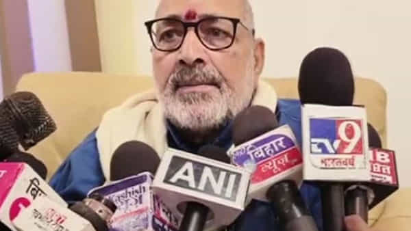 Union Minister: ఇండియా కూటమిలోని ఆ రెండు పార్టీలు త్వరలో విలీనం.. కేంద్ర మంత్రి కీలక కామెంట్స్