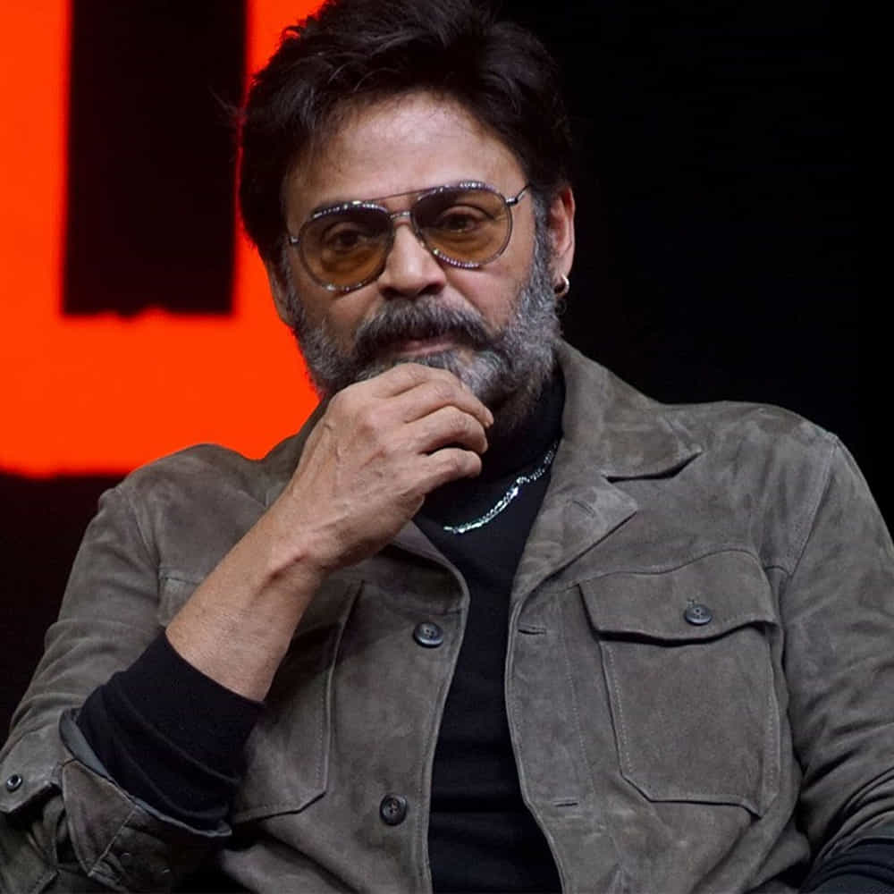 ఇప్పుడు వెంకటేష్ చెప్పినట్టుగానే ఆ మధ్య నాని కూడా త్రివిక్రమ్ని మెన్షన్ చేశారు. మహేష్ తో కలిసి మీరు సినిమా చేస్తారా? అని నానికి ఓ క్వశ్చన్ ఎదురైంది. 'ఏం త్రివిక్రమ్గారూ వింటున్నారా' అంటూ నాని సరదాగా చెప్పిన ఆన్సర్ ఇన్స్టంట్గా వైరల్ అయింది. హాయ్ నాన్న ప్రమోషన్ల టైమ్లో విపరీతంగా ట్రెండ్ అయింది ఈ న్యూస్