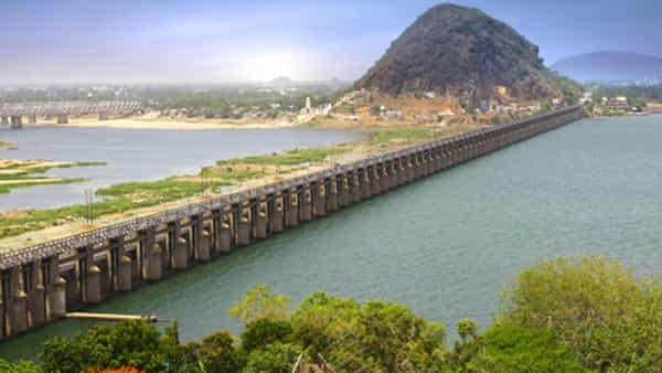 Vijayawada: ఆ సామాజిక వర్గానికి కాదు.. మాకే ఇవ్వాలి.. బెజవాడ ఎంపీ సీటుపై కొత్త డిమాండ్