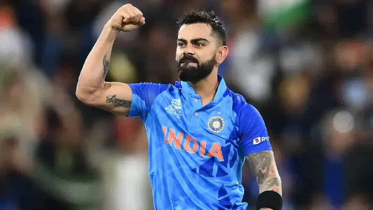 ఈ సెంచరీతో అంతర్జాతీయ క్రికెట్‌లో చురుకైన బ్యాట్స్‌మెన్‌ల జాబితాలో అత్యధిక సెంచరీలు చేసిన ప్రపంచంలో 2వ ప్లేయర్గా నిలిచాడు. ఈ జాబితాలో కింగ్ కోహ్లీ అగ్రస్థానంలో ఉండడం విశేషం.