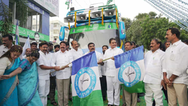 Andhra Pradesh: వైసీపీ కేడర్లో జోష్ పెంచిన బస్సు యాత్ర.. 4వ విడతకు సర్వం సిద్ధం.