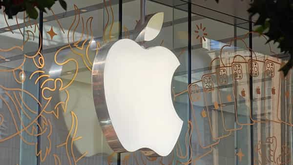 Apple EV Vehicle: ఈవీ వాహన రంగంలోకి యాపిల్..యాపిల్ ఈవీ కారు రిలీజ్ ఎప్పుడంటే..?