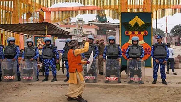 Ayodhya: అయోద్యలో సెక్యూరిటీపై స్పెషల్ ఫోకస్.. మెరికల్లాంటి బలగాల పహారా