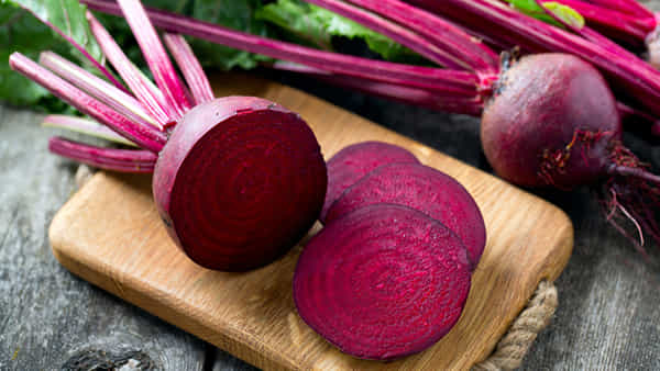 Beetroot: వీరు బీట్రూట్ తింటే అంతే సంగతులు.. ఎందుకంటే..