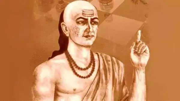 Chanakya Niti: రోజూ నిద్రలేచిన తర్వాత ఇలా చేయండి.. సిరి సంపదలు, సుఖ సంతోషాలు మీ సొంతం..