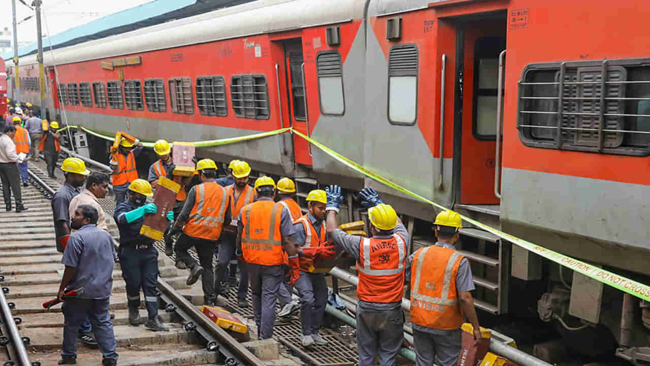 Charminar Express: నాంపల్లి రైల్వే ప్రమాద బాధితులకు ఎక్స్‌ గ్రేషియా.. ఘటనపై పూర్తి స్థాయి విచారణకు ఆదేశం