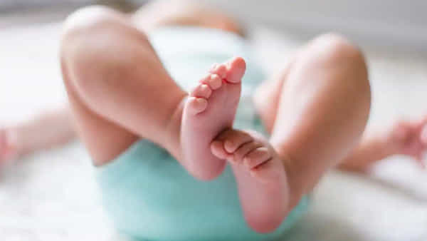 New Born Baby: ఆసుపత్రి మరుగుదొడ్డి బకెట్లో నుంచి ఏడుపులు.. తీరా చూస్తే అంతా షాక్..!