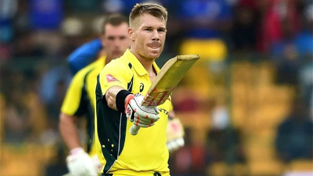 వన్డే, టెస్టు క్రికెట్‌కు వీడ్కోలు పలికిన డేవిడ్ వార్నర్.. టీ20 క్రికెట్‌లో కొనసాగాలనుకుంటున్నాడు. దీని ప్రకారం వచ్చే టీ20 ప్రపంచకప్‌లో ఆడతాననే నమ్మకంతో ఉన్నాడు. డేవిడ్ వార్నర్ వచ్చే ప్రపంచకప్ జట్టులో చోటు దక్కించుకోకపోతే టీ20 క్రికెట్‌కు గుడ్‌బై చెప్పే అవకాశం ఉంది.