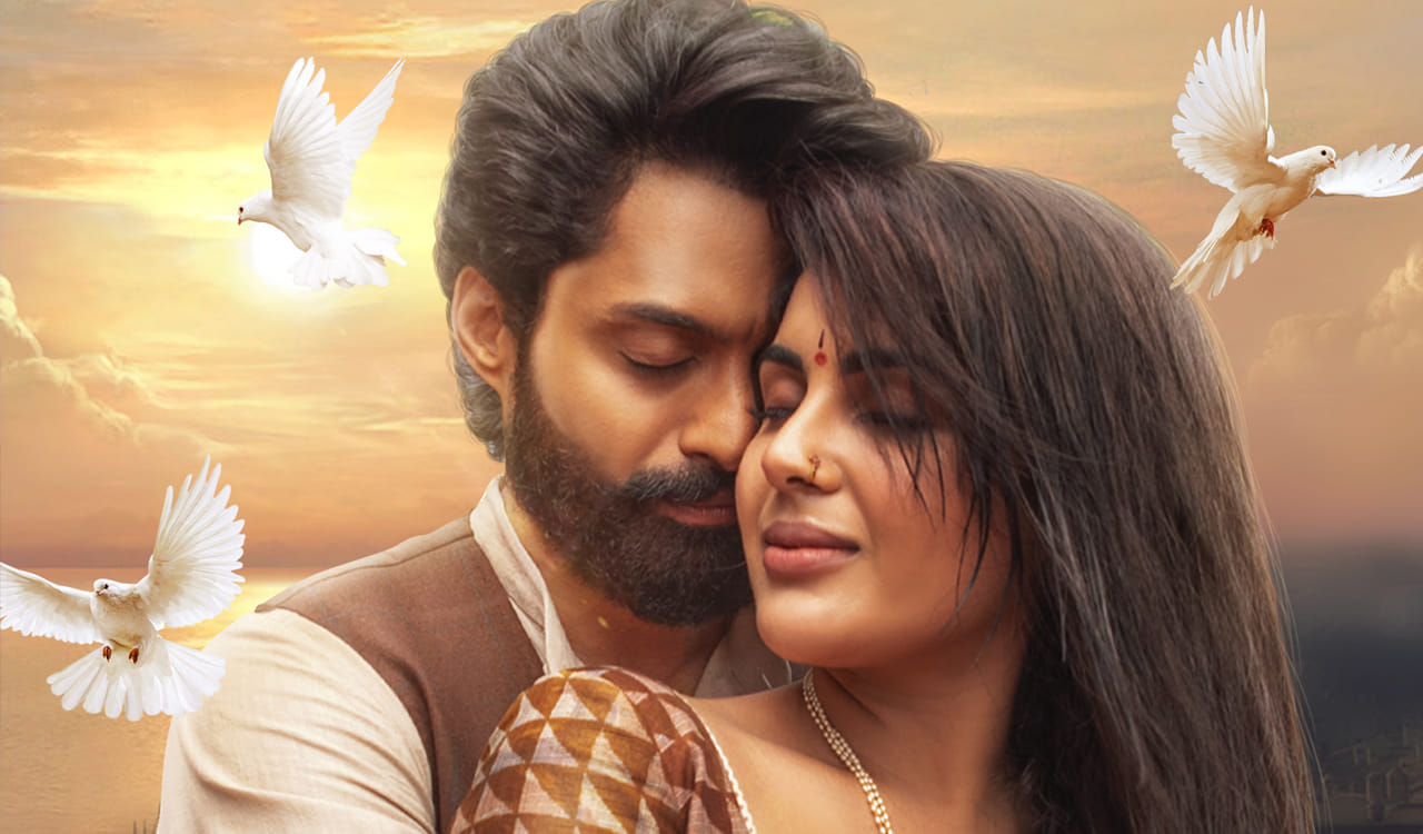 నందమూరి కల్యాణ్‌రామ్‌ నటించిన సినిమా డెవిల్‌. ఈ సినిమా డిసెంబర్ విడుదలైంది. మంచి స్పందన వస్తోంది. పీరియాడిక్‌ ఏజెంట్‌ డ్రామాగా ప్రూవ్‌ చేసుకుంటోంది. ఈ సినిమాకు వస్తున్న రెస్పాన్స్ చూశాక డెవిల్‌2 చేయడం పక్కా అని అన్నారు కల్యాణ్‌రామ్‌.