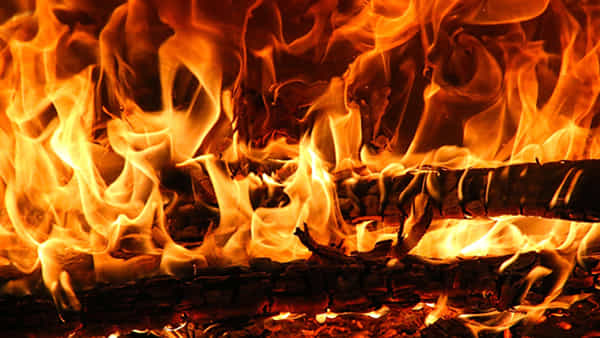 Fire Accident: అగ్ని ప్రమాదాలపై అప్రమత్తంగా ఉండాలి.. నిబంధనలను పాటించకపోతే చర్యలు తప్పవు!