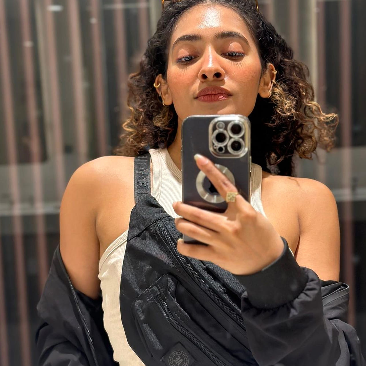 జ్ఞానేశ్వరి కాండ్రేగుల ఈ అమ్మడు చాలా మందికి తెలియకపోవచ్చు.. టీవీ షో పెళ్లి చూపులులో పాల్గొని విన్నర్ అయ్యింది ఈ భామ. 