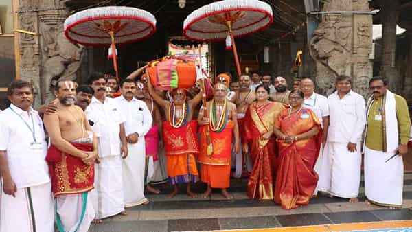 Tirumala Tirupati: తిరుమల శ్రీవారికి అందిన గోదా మాలలు.. అంగరంగ వైభవంగా ఆండాళ్ అమ్మవారి పరిణయోత్సవ వేడుకలు..