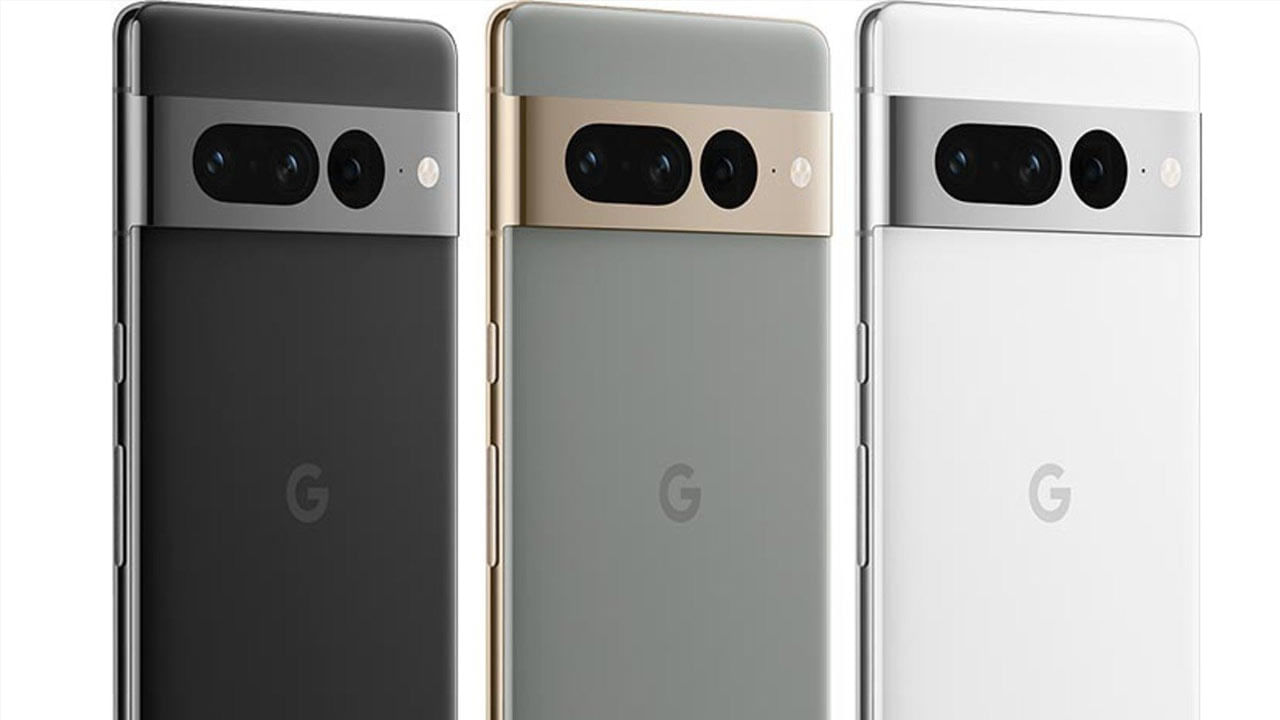 వీటితో పాటు ఎంపిక చేసిన బ్యాంకులకు చెందిన డెబిట్ లేదా క్రెడిట్ కార్డు ద్వారా కొనుగోలు చేస్తే రూ. 3000 వరకు డిస్కౌంట్ పొందొచ్చు. ఎక్స్ఛేంజ్‌ ఆఫర్‌తో కలుపుకుంటే ఈ ఫోన్‌ను రూ. 56 వేలలోపే సొంతం చేసుకోవచ్చు. 