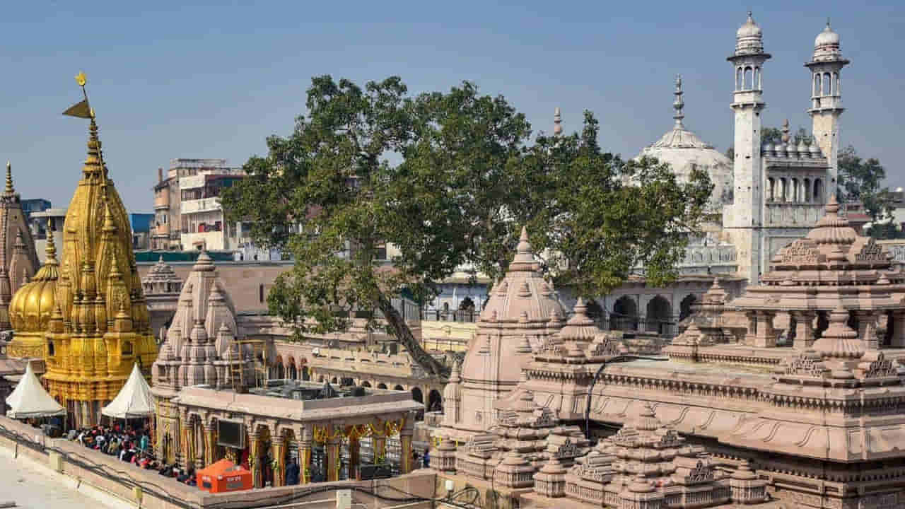 Gyanvapi Case: జ్ఞానవాపి కేసులో చారిత్రాత్మక తీర్పు వెలువరించిన వారణాసి కోర్టు..