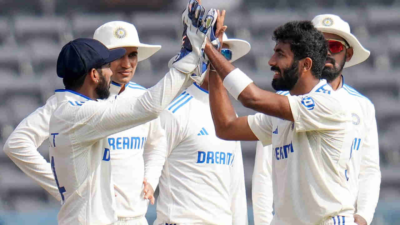 IND vs ENG 1st Test: ముగిసిన ఇంగ్లండ్ 2వ ఇన్నింగ్స్.. పోప్ డబుల్ సెంచరీ మిస్.. భారత్ టార్గెట్ 231..