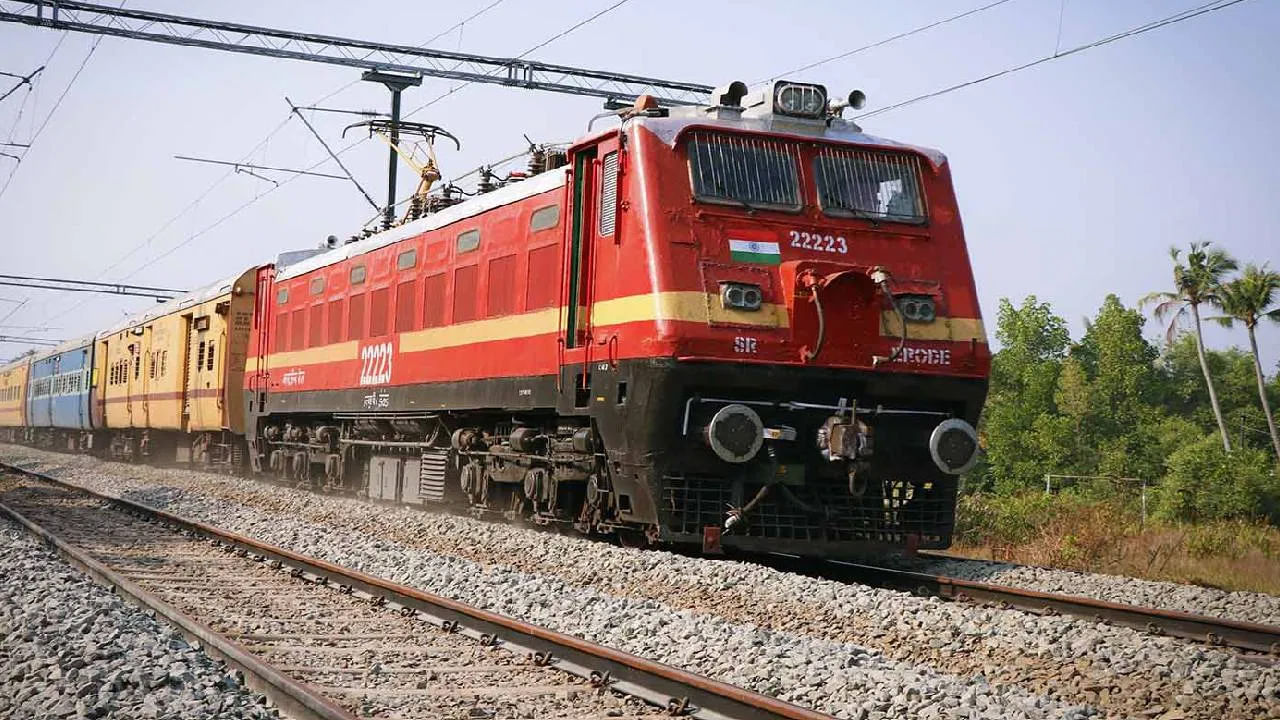 Indian Railways: మీరు 2 రోజుల తర్వాత కూడా అదే టిక్కెట్‌పై ప్రయాణించవచ్చు..మరో టికెట్‌ అవసరం లేదు