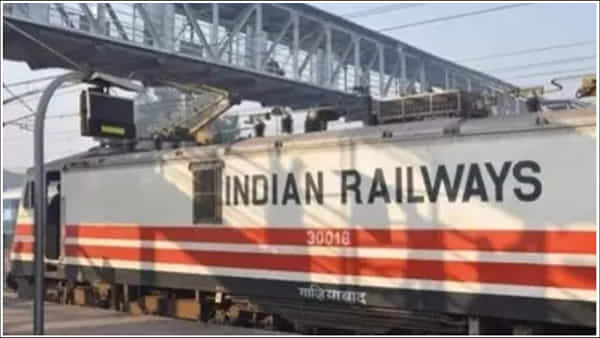 Indian Railways: ఇండియన్ రైల్వే నుంచి సూపర్ యాప్.. ఇక అన్ని కూడా అందులోనే..
