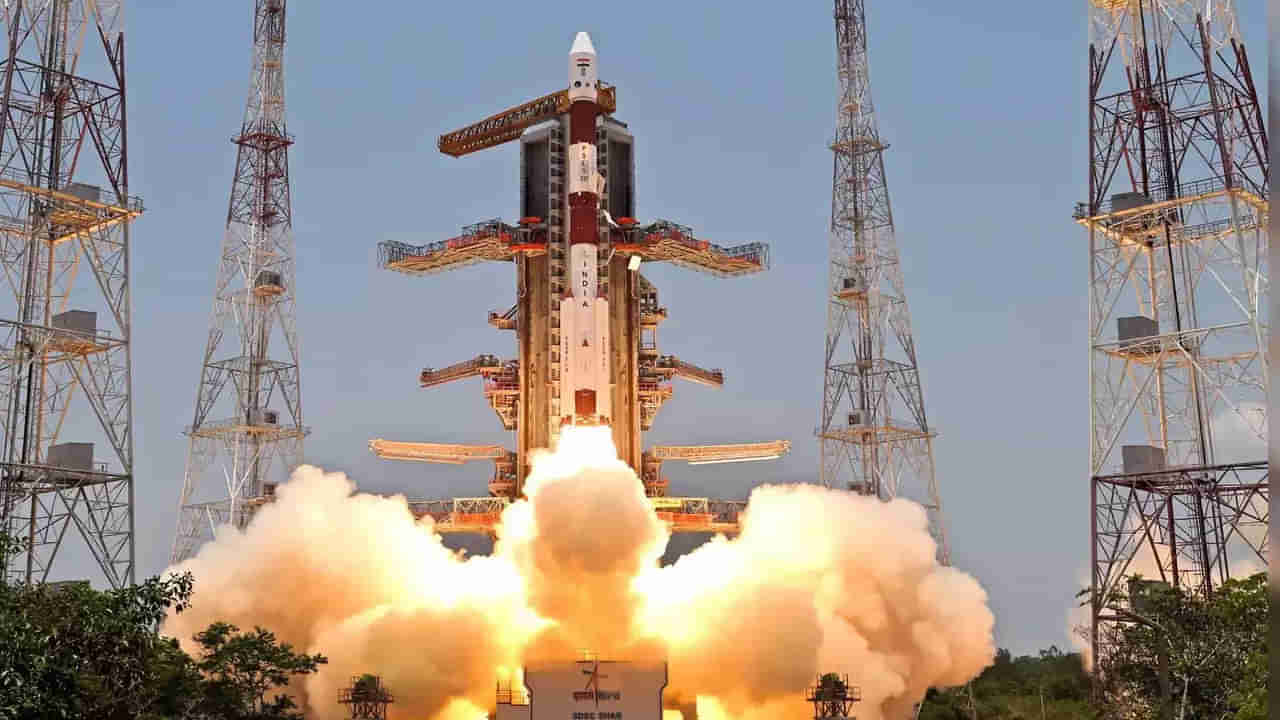 ISRO: కొత్తేడాదికి ఇస్రో గ్రాండ్‌ వెల్‌కమ్‌.. నేడు నింగిలోకి దూసుకెళ్లనున్న..