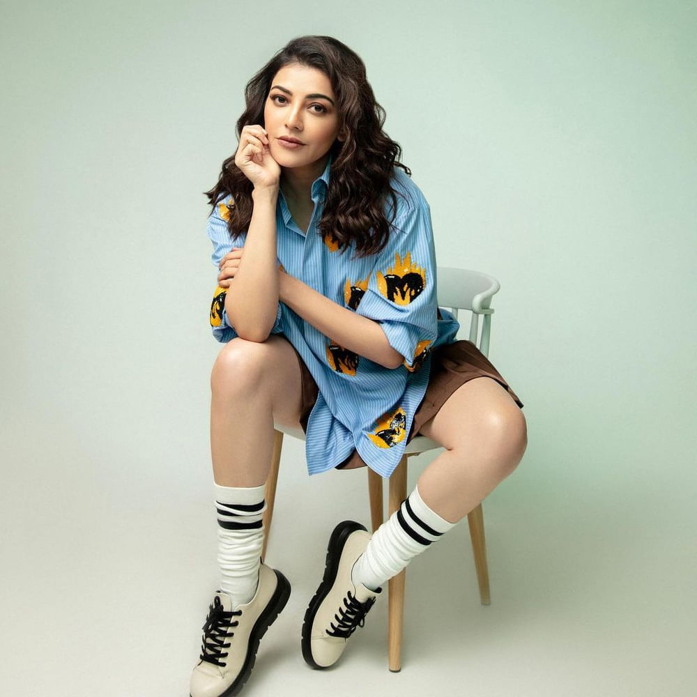 ఈ సినిమాతో సుమన్ చిక్కాల దర్శకుడిగా పరిచయం అవుతున్నాడు. ఈ చిత్ర షూటింగ్ వేగంగా జరుగుతుంది. ఈ సినిమాతో గూడఛారి, మేజర్ సినిమాల దర్శకుడు శశికిరణ్ తిక్క నిర్మాణంలో అడుగు పెడుతున్నాడు. అంతే కాదు... సత్యభామ సినిమాకు శశికిరణ్ తిక్కానే స్క్రీన్ ప్లే అందించారు.