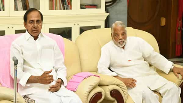 KCR Meet BRS MPs: తెలంగాణ హక్కుల సాధన కోసం పార్లమెంటులో గళం విప్పాలి.. బీఆర్ఎస్ ఎంపీలకు కేసీఆర్ దిశానిర్ధేశం