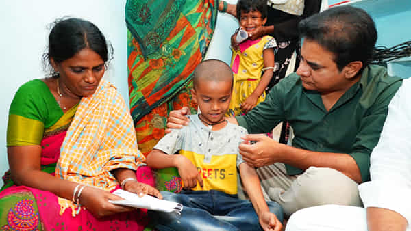 KTR: హత్యలు చేయడం దుర్మార్గం.. మేం ఫ్యాక్షన్ను ప్రోత్సహించాలనుకోలేదు.. కేటీఆర్ కీలక వ్యాఖ్యలు..