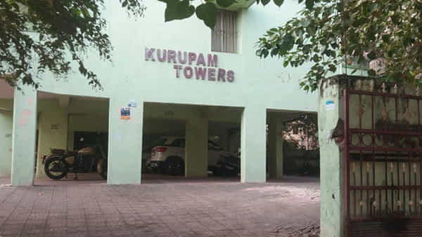 Kurupam Apartment: ఆ ఫ్లాట్లో ఏం జరిగింది.. కొన్ని రోజులుగా చడిచప్పుడు లేదు.. కానీ తెరిచి చూస్తే..!