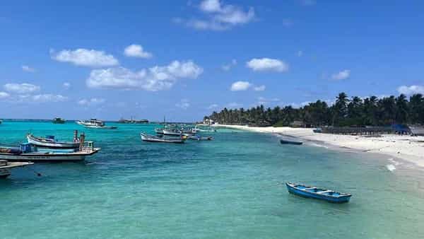 Lakshadweep: త్వరలో లక్షద్వీప్లో కొత్త ఎయిర్పోర్ట్ నిర్మాణం.. భారత్ నిర్ణయంతో కంగుతిన్న మాల్దీవుల ప్రభుత్వం