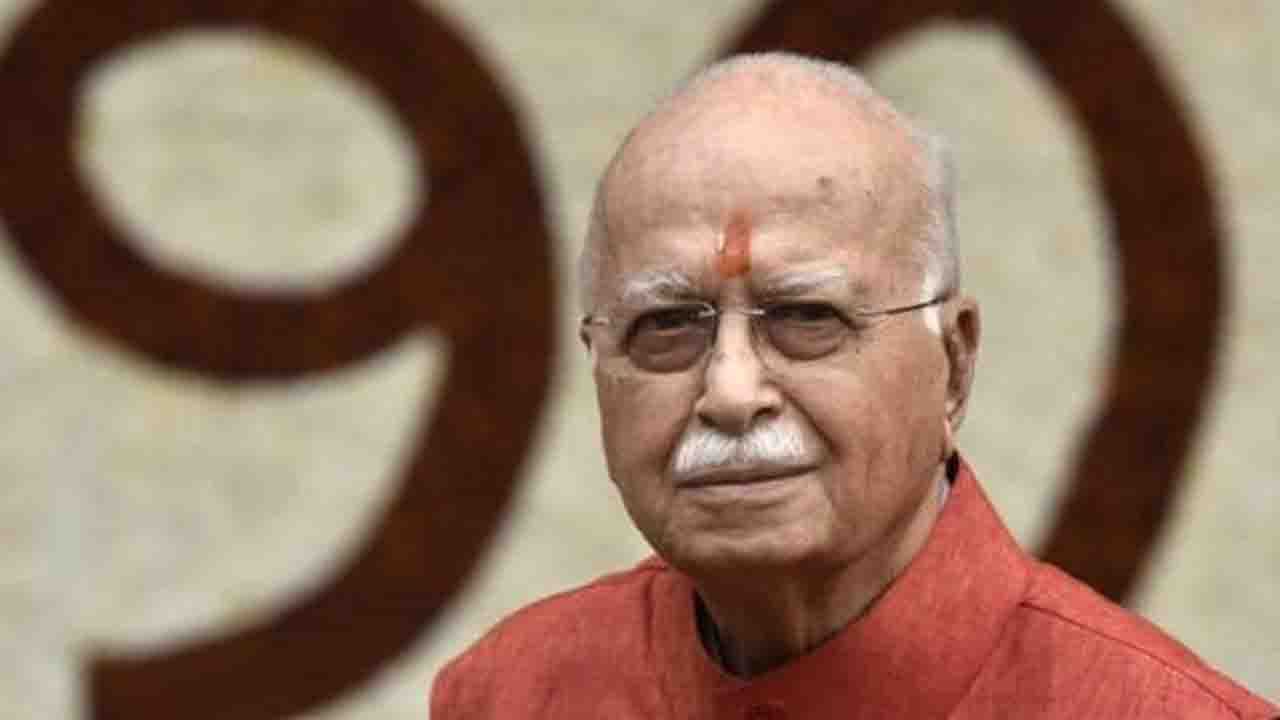 LK Advani: లాల్ కృష్ణ అద్వానీ అయోధ్య పర్యటన ఖరారు.. రామమందిర ప్రాణ ప్రతిష్ఠలో పాల్గొంటారన్న వీహెచ్‌పీ