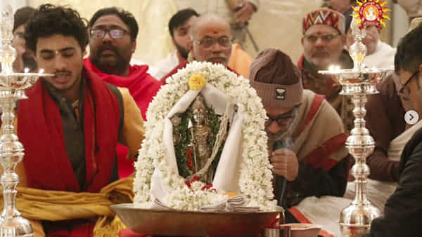 Ayodhya Ceremony: రామమందిర ప్రారంభోత్సవ వేళ పలు రాష్ట్రాల్లో సెలవు.. కొన్ని రాష్ట్రాల్లో డ్రై డే’