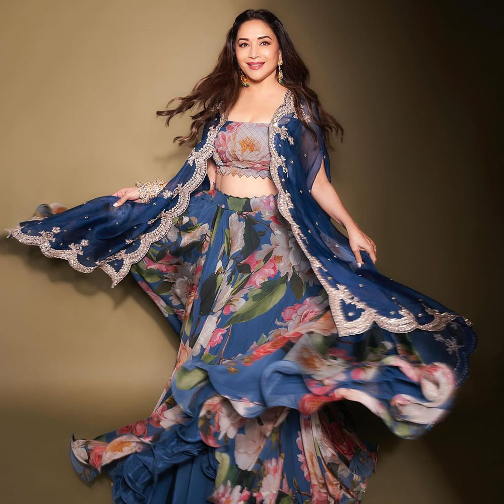 మాధురీ ఇప్పుడు సినిమాలకు దూరంగా ఉంటూ తన ఫ్యామిలీకి సమయం కేటాయిస్తుంది. ఆమె భర్త శ్రీరామ్ మాధవ్.  వీరి వివాహం 1999లో జరిగింది. వీరికి ఒక బాబు ఉన్నాడు. 