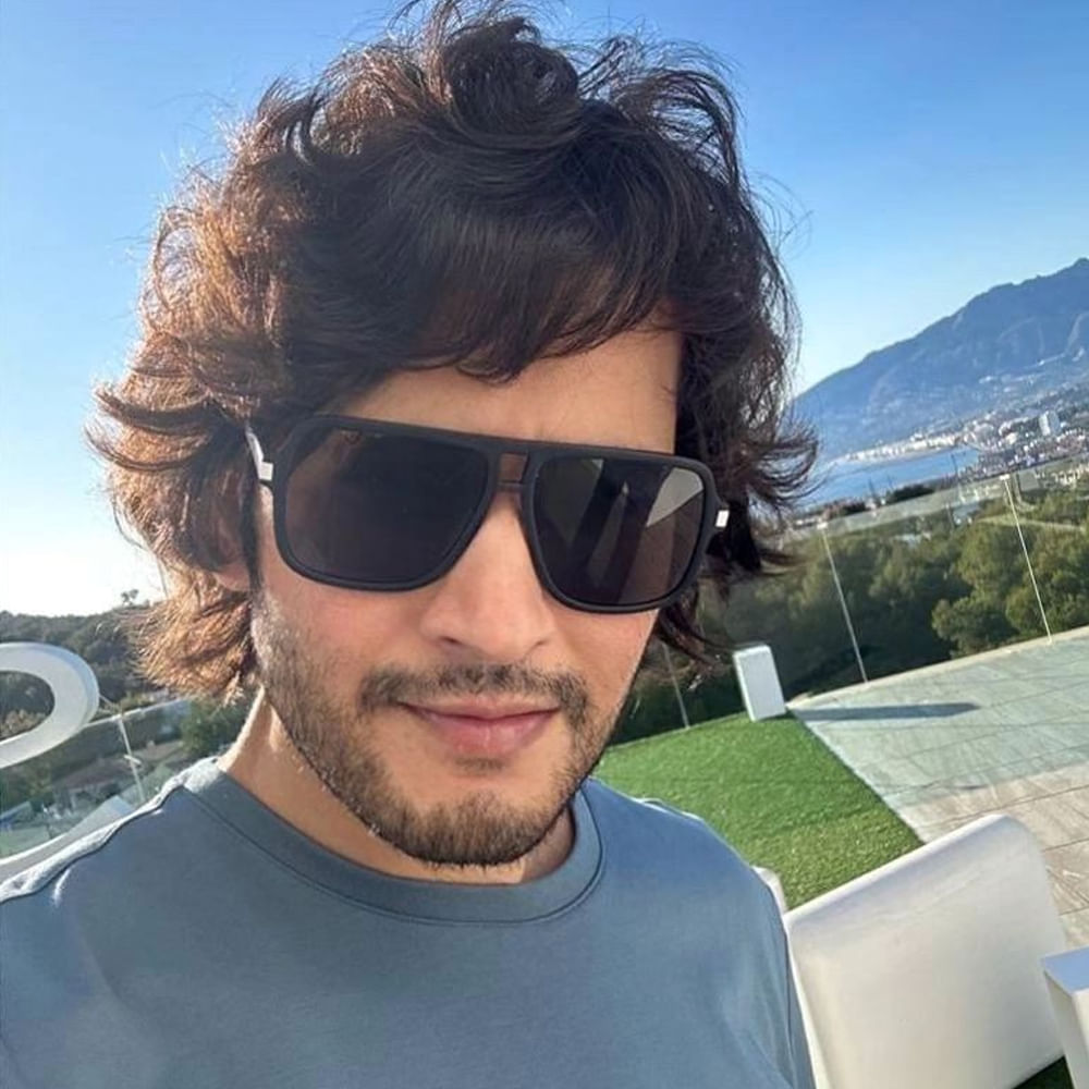 మహేష్ కూడా ఇదే చెప్పారు. ఇకపై రీజినల్ సినిమాలు చేస్తానో లేదో.. మళ్లీ మాస్ డాన్సులు చేసే అవకాశం వస్తుందో రాదో అని గుంటూరు కారంలో ఫ్యాన్స్కు ట్రిబ్యూట్ ఇచ్చానని చెప్పుకొచ్చారు సూపర్ స్టార్. రాజమౌళి సినిమా కోసం కచ్చితంగా మూడేళ్ళైతే రాసివ్వాల్సిందే.