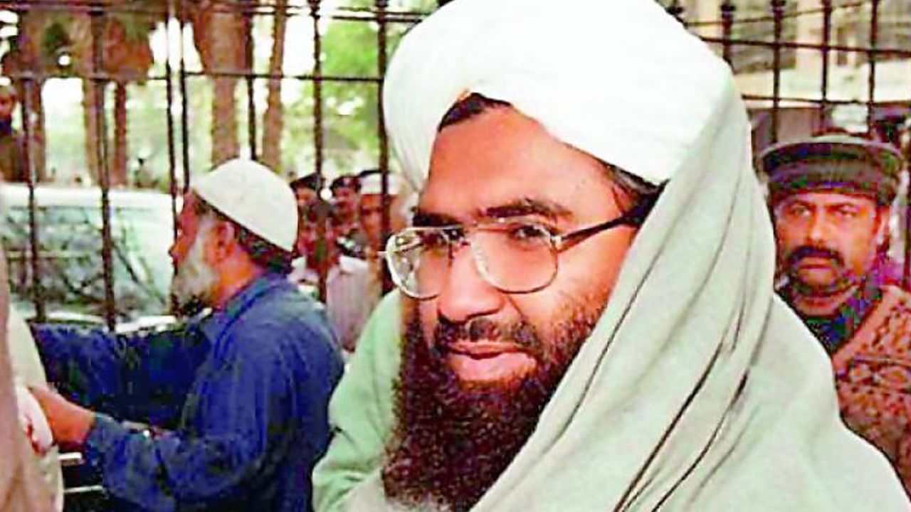 Masood Azhar: భారత్‌లో మారణ హోమం సృష్టించిన మసూద్ మృతి అంటూ వార్తలు.. స్పందించని పాక్ ప్రభుత్వం, మీడియా..